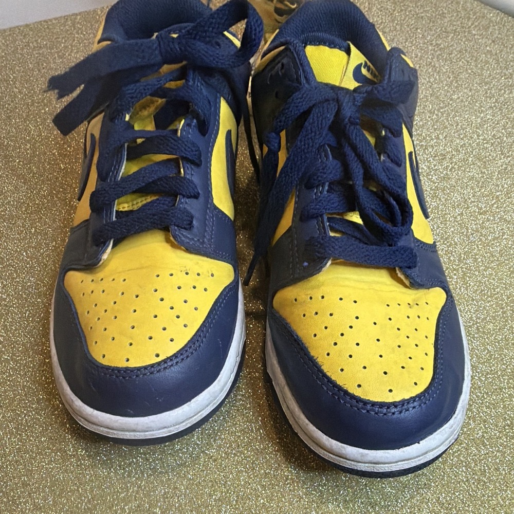 Nike Dunk Low Unisex Kids Low Top Sneakers Yellow/Blue Leather US 7 CW1590-700 - Picture 5 of 6